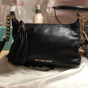 Michael kors pebble leather tassel crossbody bag